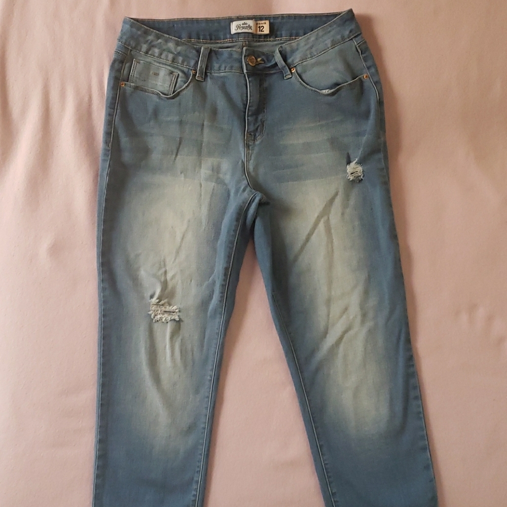 Mid Rise Jeans